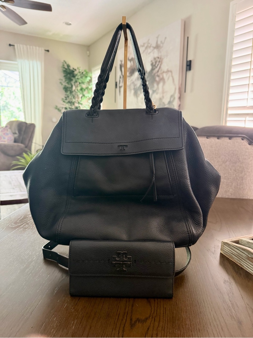 EUC Tory Burch Black Leather Halfmoon Satchel with Matching Wallet - Picture 16 of 16